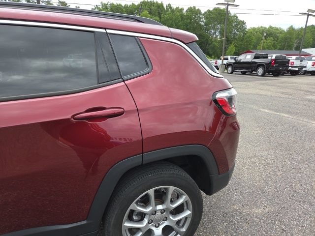 Used 2022 Jeep Compass Latitude AWD/4WD image 33