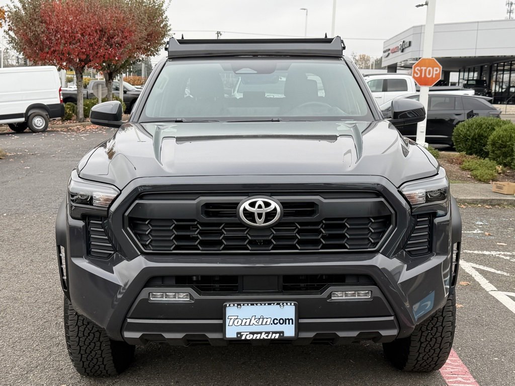 Used 2024 Toyota Tacoma TRD Off-Road image 3