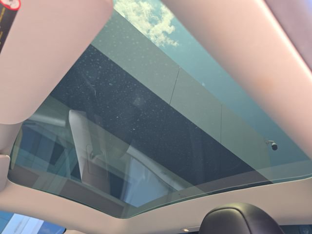Used 2023 Tesla Model 3 Standard Range RWD image 19