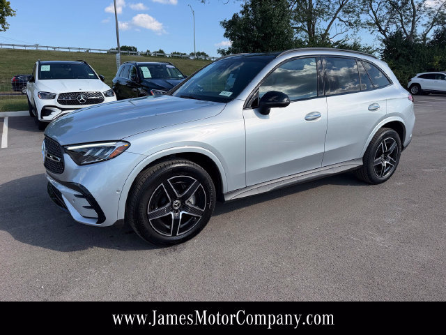 Certified 2026 Mercedes-Benz GLC 300 4MATIC image 2