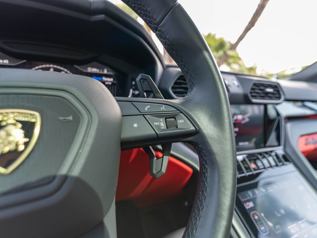 Used 2023 Lamborghini Urus S AWD/4WD image 20