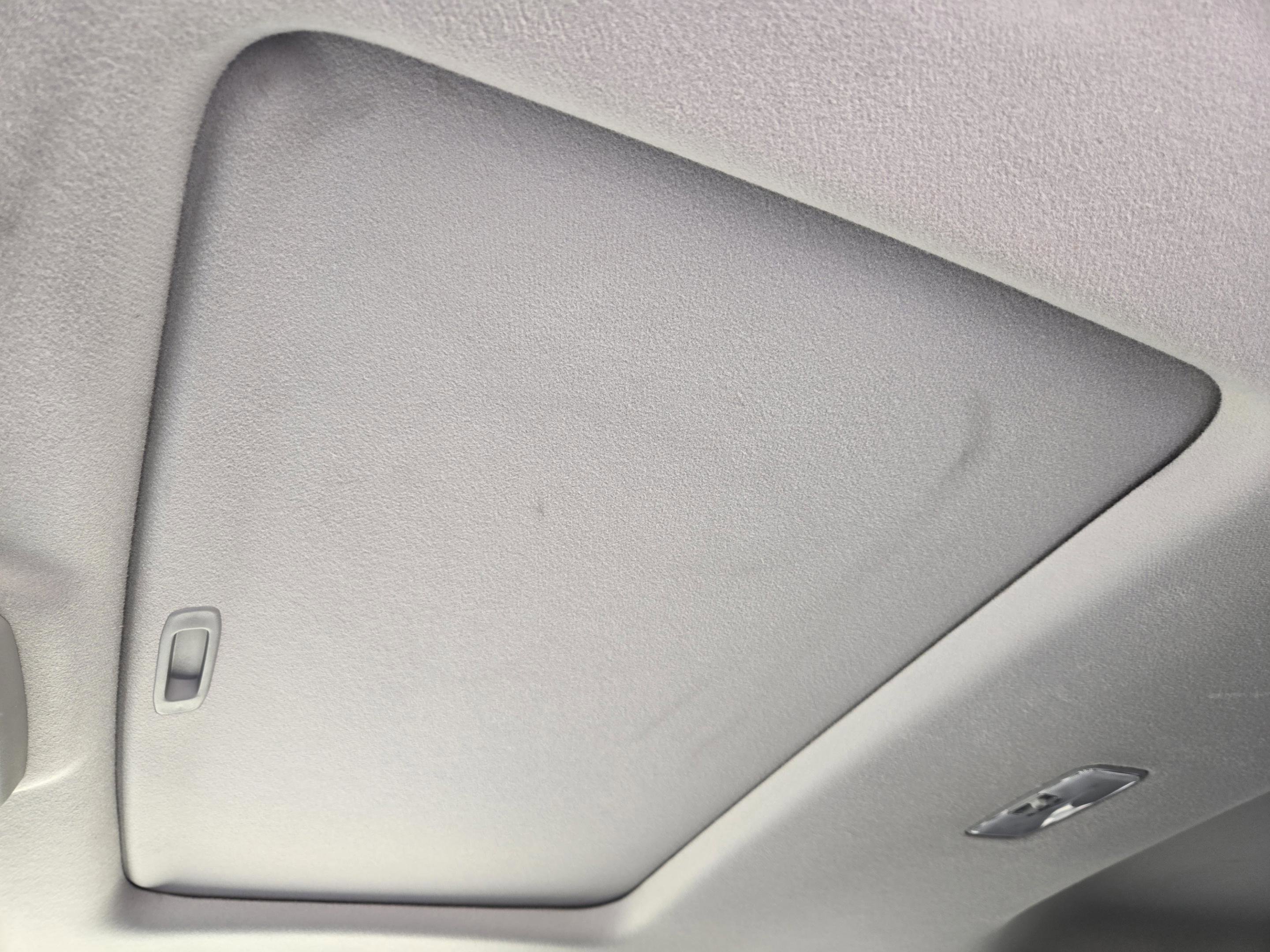 Used 2022 Toyota 4Runner SR5 Premium w/ Moonroof Package AWD/4WD image 25