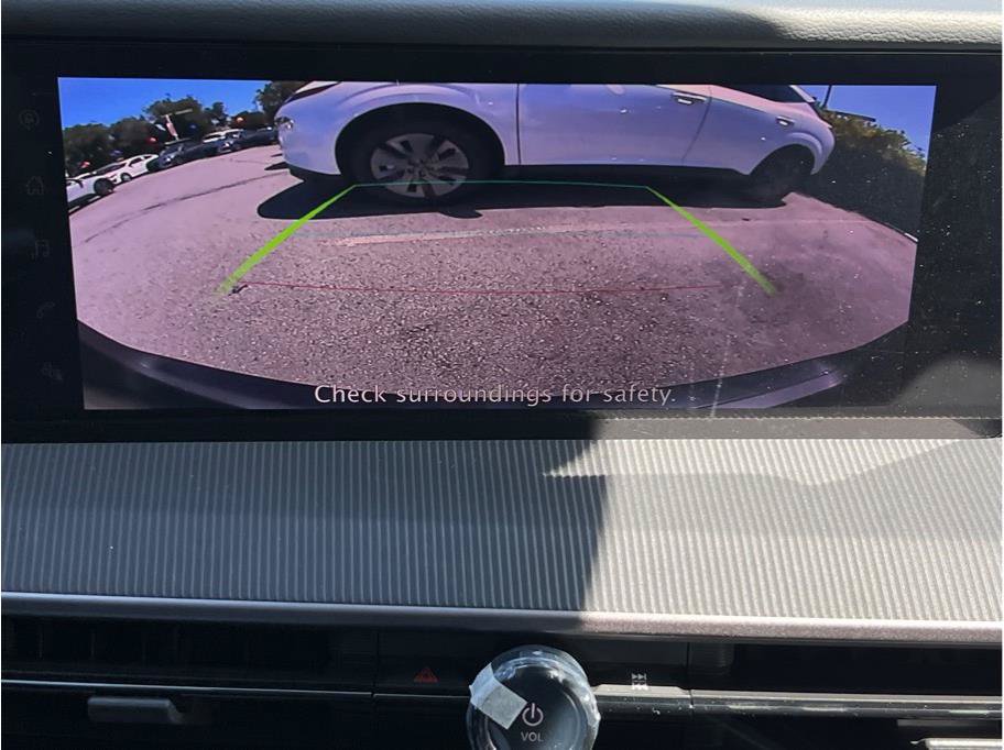 Used 2025 Nissan Murano SV FWD image 15