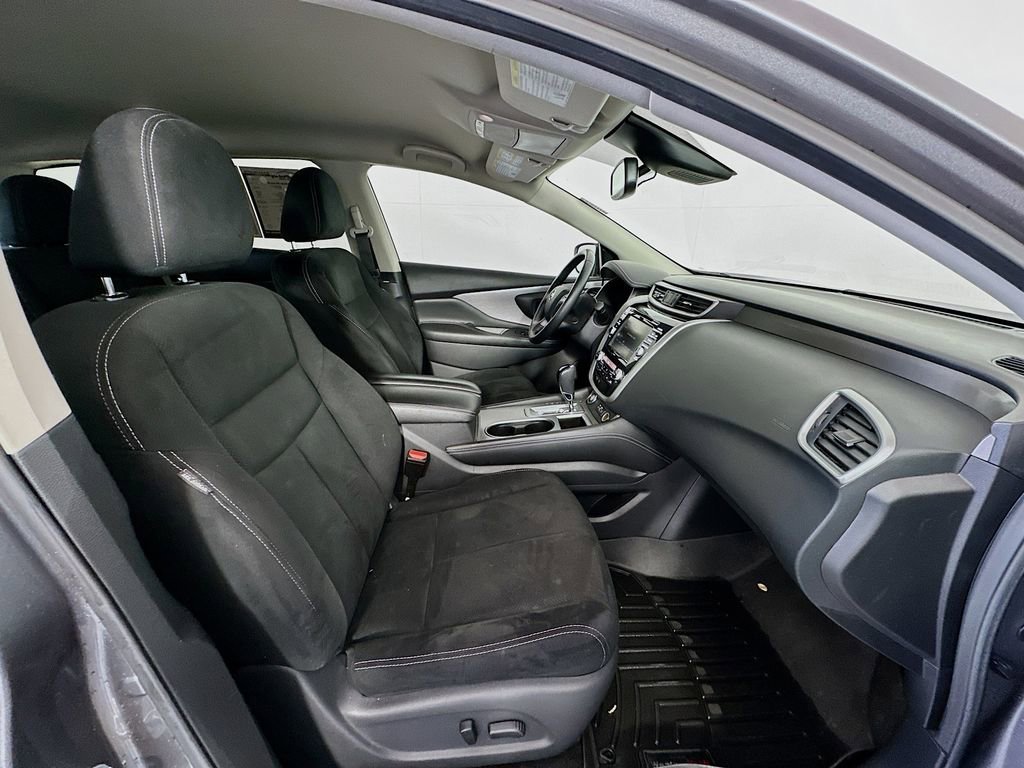 Used 2020 Nissan Murano SV image 25