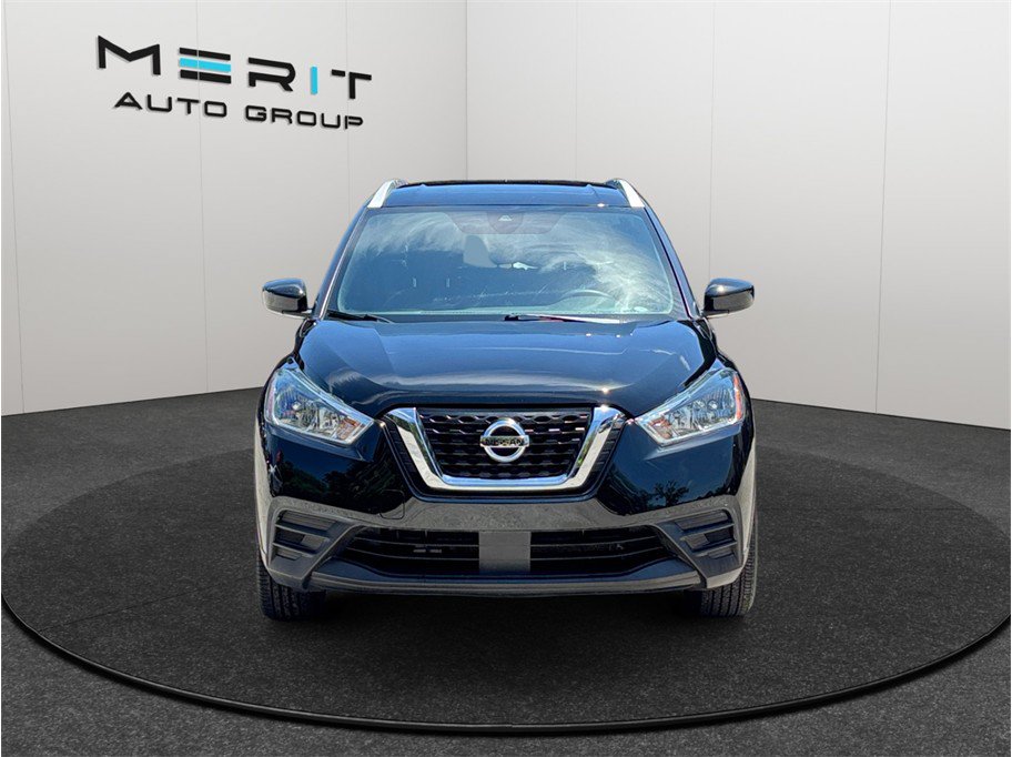 Used 2020 Nissan Kicks SV FWD image 3