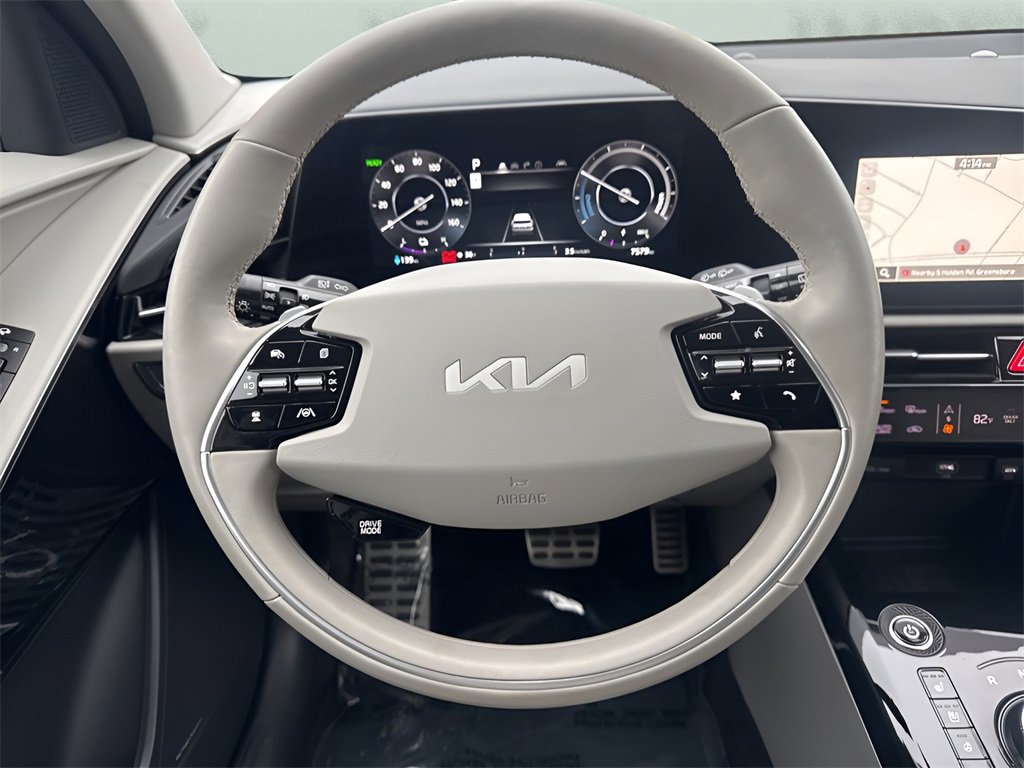 Used 2023 Kia Niro Wave w/ Wave Preserve Package image 14