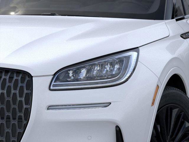 New 2025 Lincoln Corsair AWD image 18
