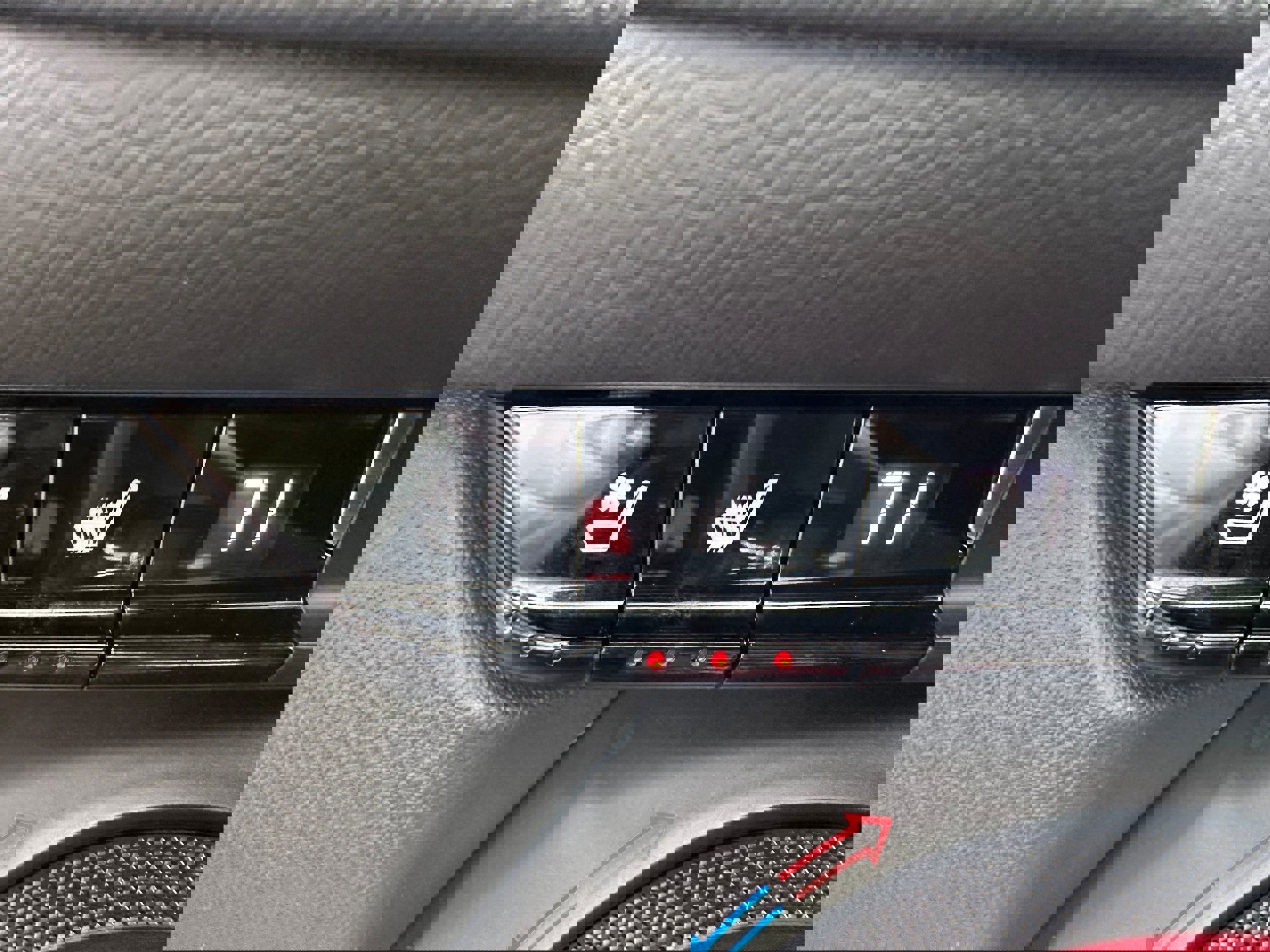 Used 2022 Chevrolet Blazer RS w/ Enhanced Convenience Package image 34