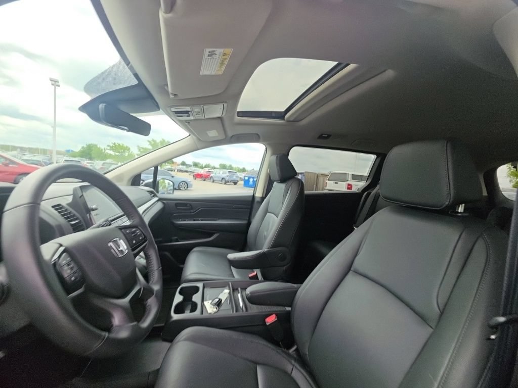 Used 2026 Honda Odyssey EX-L image 13