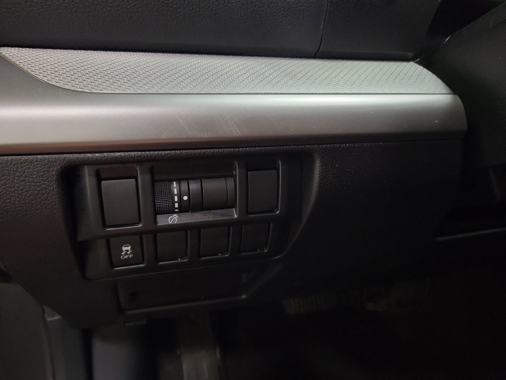 Used 2017 Subaru Outback 2.5i AWD/4WD image 27