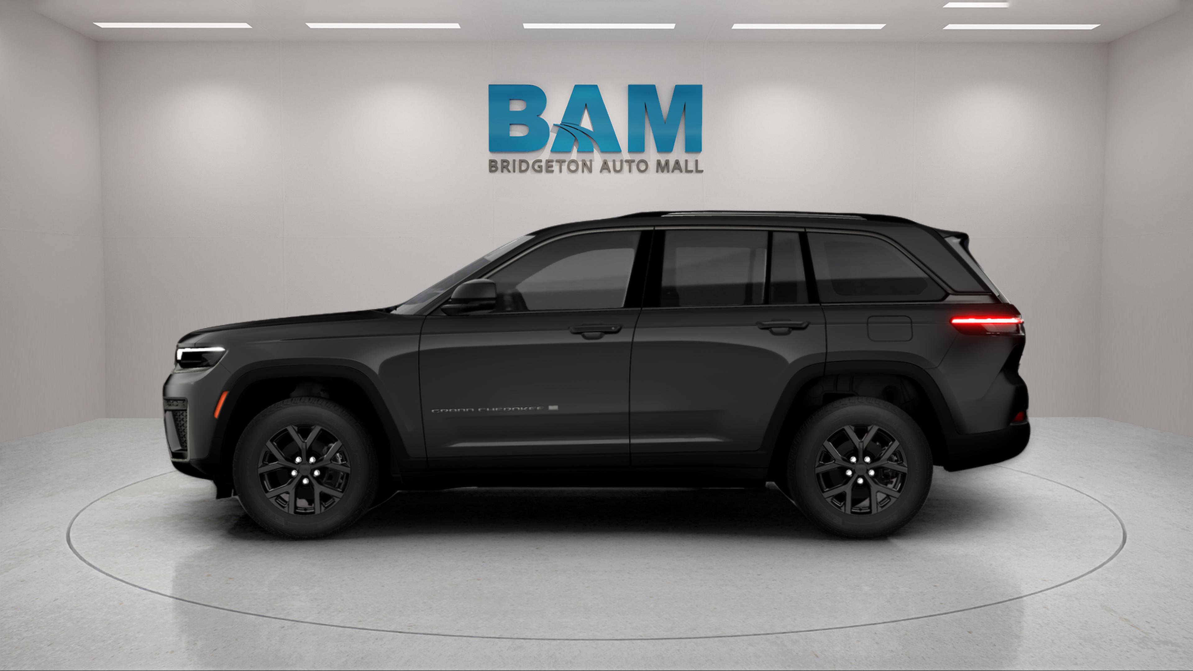 New 2026 Jeep Grand Cherokee Altitude image 12