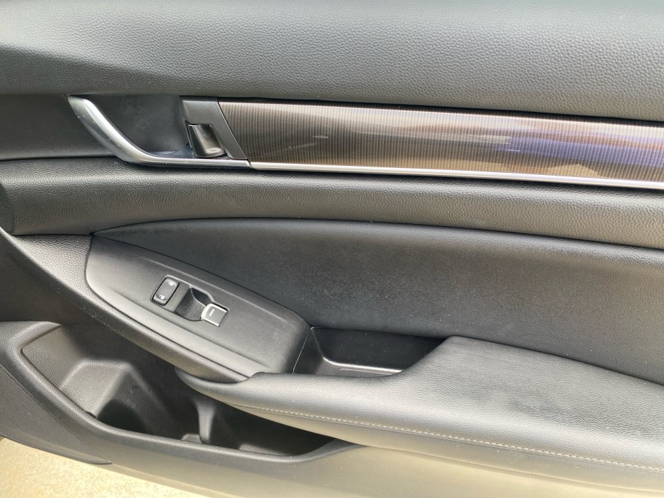 Used 2021 Honda Accord Sport image 35