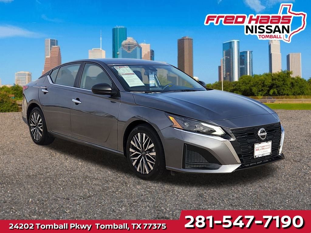 Used 2025 Nissan Altima 2.5 SV