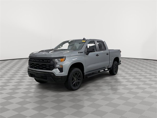 Certified 2025 Chevrolet Silverado 1500 Custom Trail Boss w/ Dark Appearance Package image 4