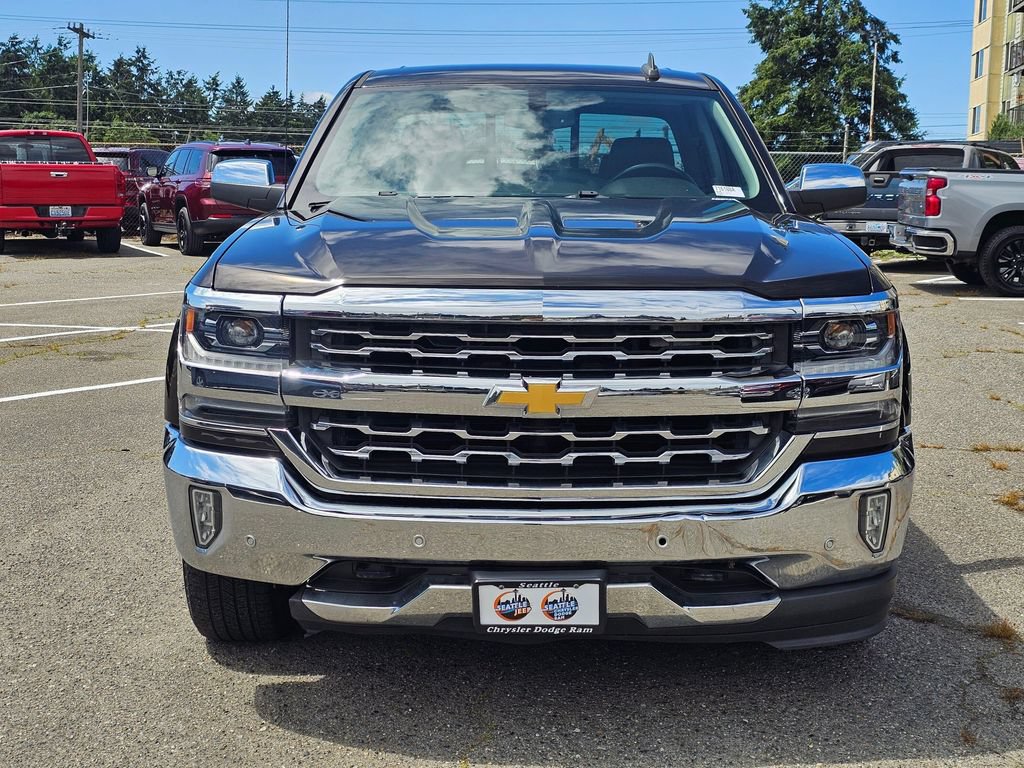 Used 2018 Chevrolet Silverado 1500 LTZ w/ LTZ Plus Package AWD/4WD image 3