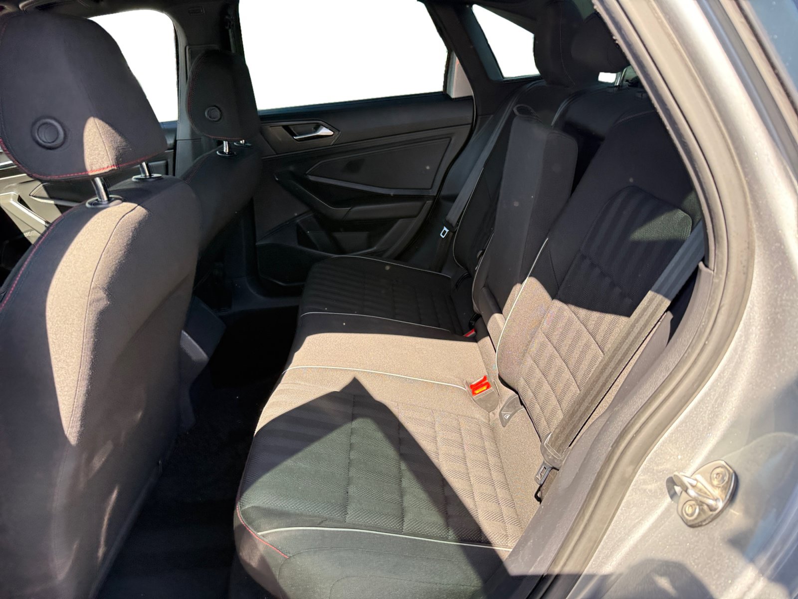 Used 2019 Volkswagen Jetta GLI FWD image 16