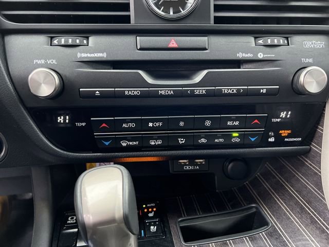 Certified 2022 Lexus RX 450hL Luxury w/ Cold Area Package (CT) image 17