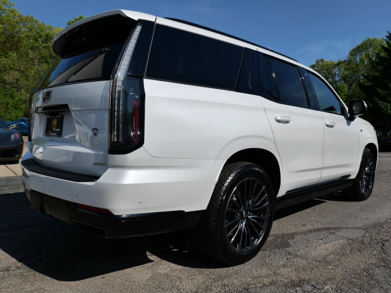 Used 2025 Cadillac Escalade Sport Platinum w/ LPO, Floor Liner Package AWD/4WD image 76