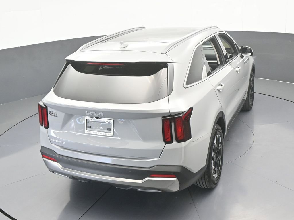 Used 2025 Kia Sorento S w/ Panoramic Sunroof Package image 14