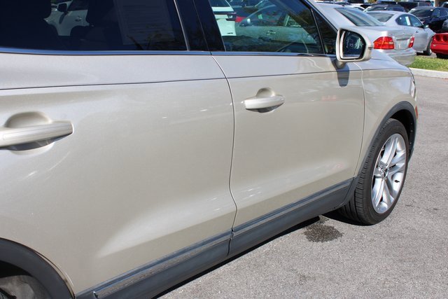 Used 2017 Lincoln MKC Reserve w/ Lincoln MKC Climate Package image 56