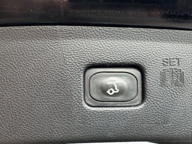 Used 2021 Ford Edge SEL w/ Convenience Package image 20