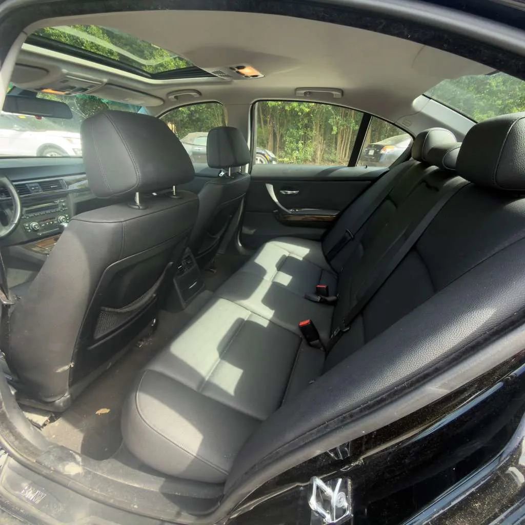 Used 2007 BMW 328i Sedan RWD image 10