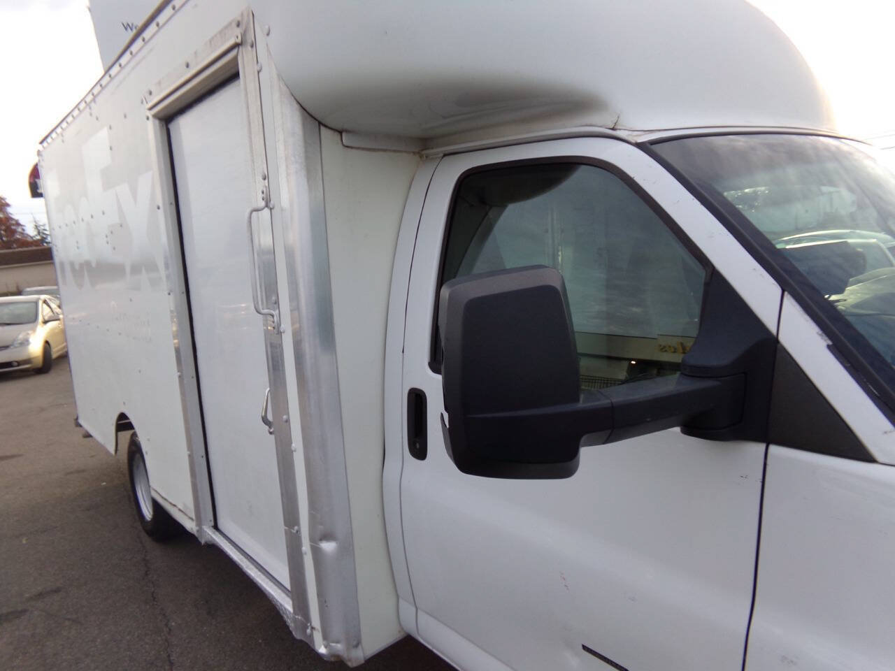 Used 2018 Chevrolet Express 3500 w/ Power Convenience Package RWD image 38