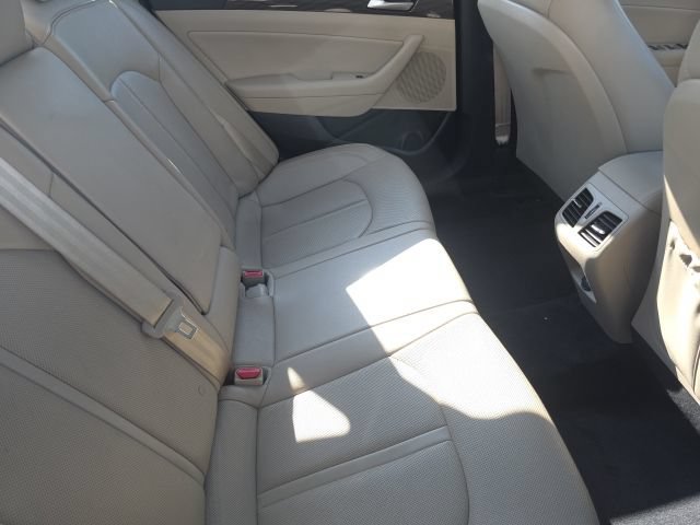 Used 2018 Hyundai Sonata Limited FWD image 5