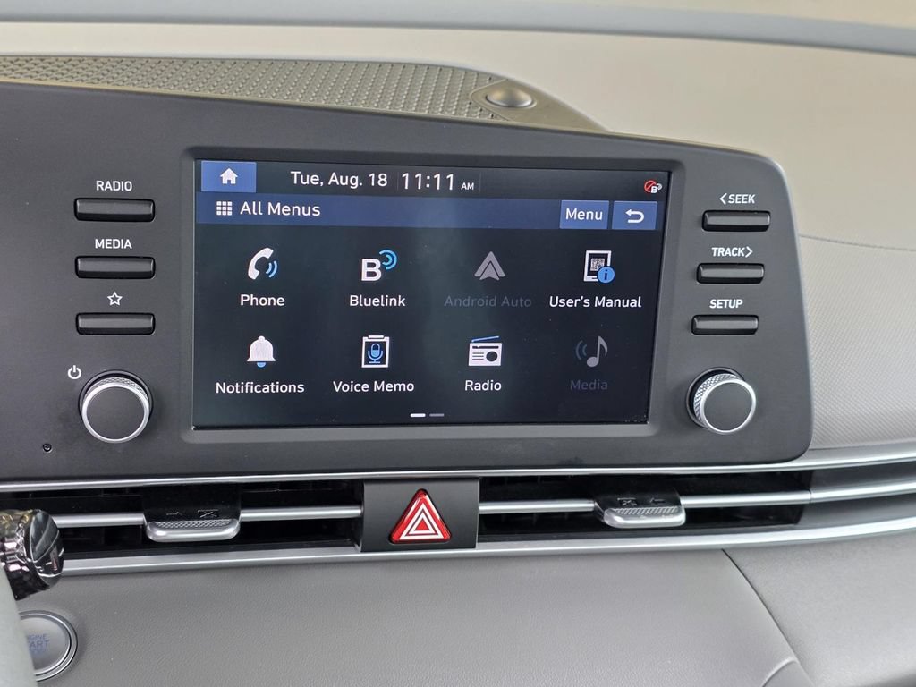 Used 2023 Hyundai Elantra SEL FWD image 12