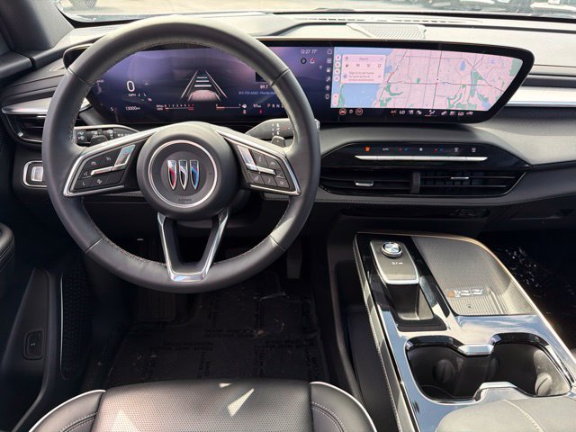 Used 2025 Buick Enclave Avenir FWD image 17