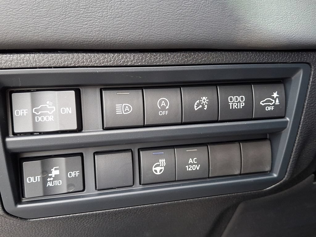 New 2026 Toyota Tundra Platinum AWD/4WD image 16