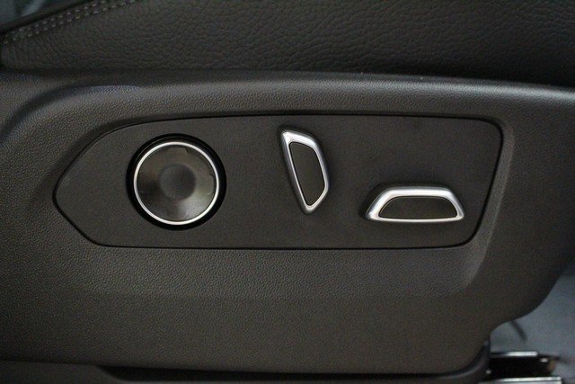 New 2026 GMC Yukon XL Denali image 10