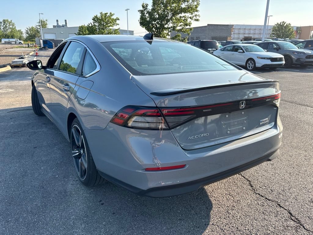 Used 2024 Honda Accord Sport image 6