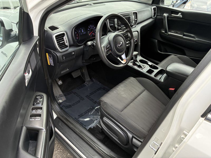 Used 2019 Kia Sportage LX AWD/4WD image 7
