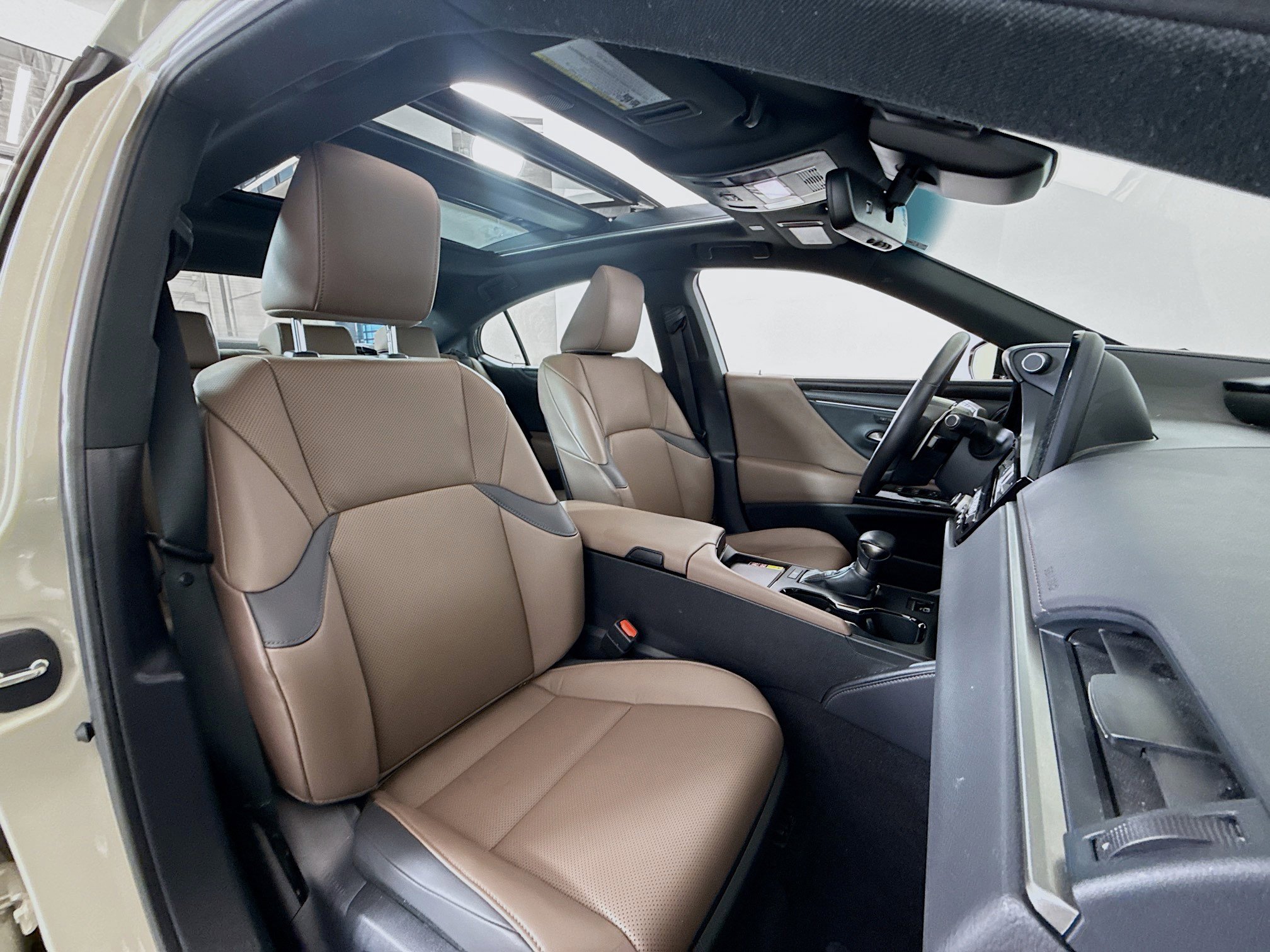 Used 2023 Lexus ES 350 w/ Premium Package FWD image 26