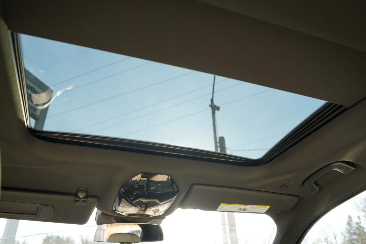 Used 2024 BMW 530i xDrive 530i xDrive Sedan w/ Convenience Package image 91