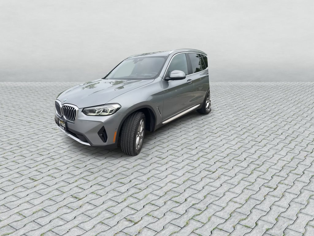 Used 2024 BMW X3 xDrive30i w/ Premium Package AWD/4WD video 3