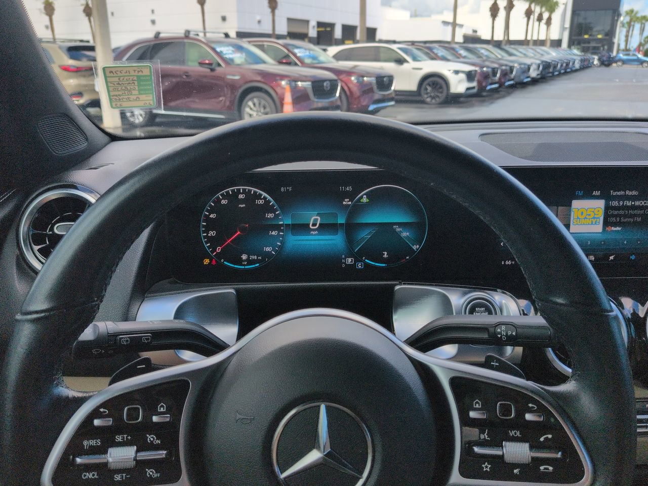 Used 2023 Mercedes-Benz GLB 250 w/ Premium Package image 27