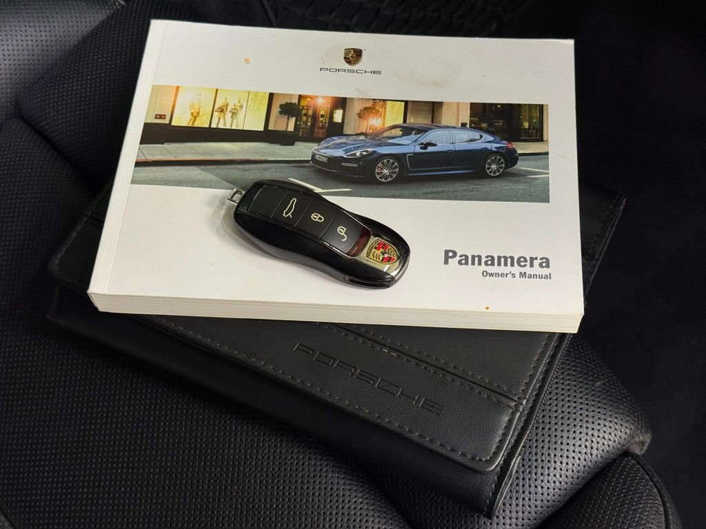 Used 2016 Porsche Panamera Edition image 79