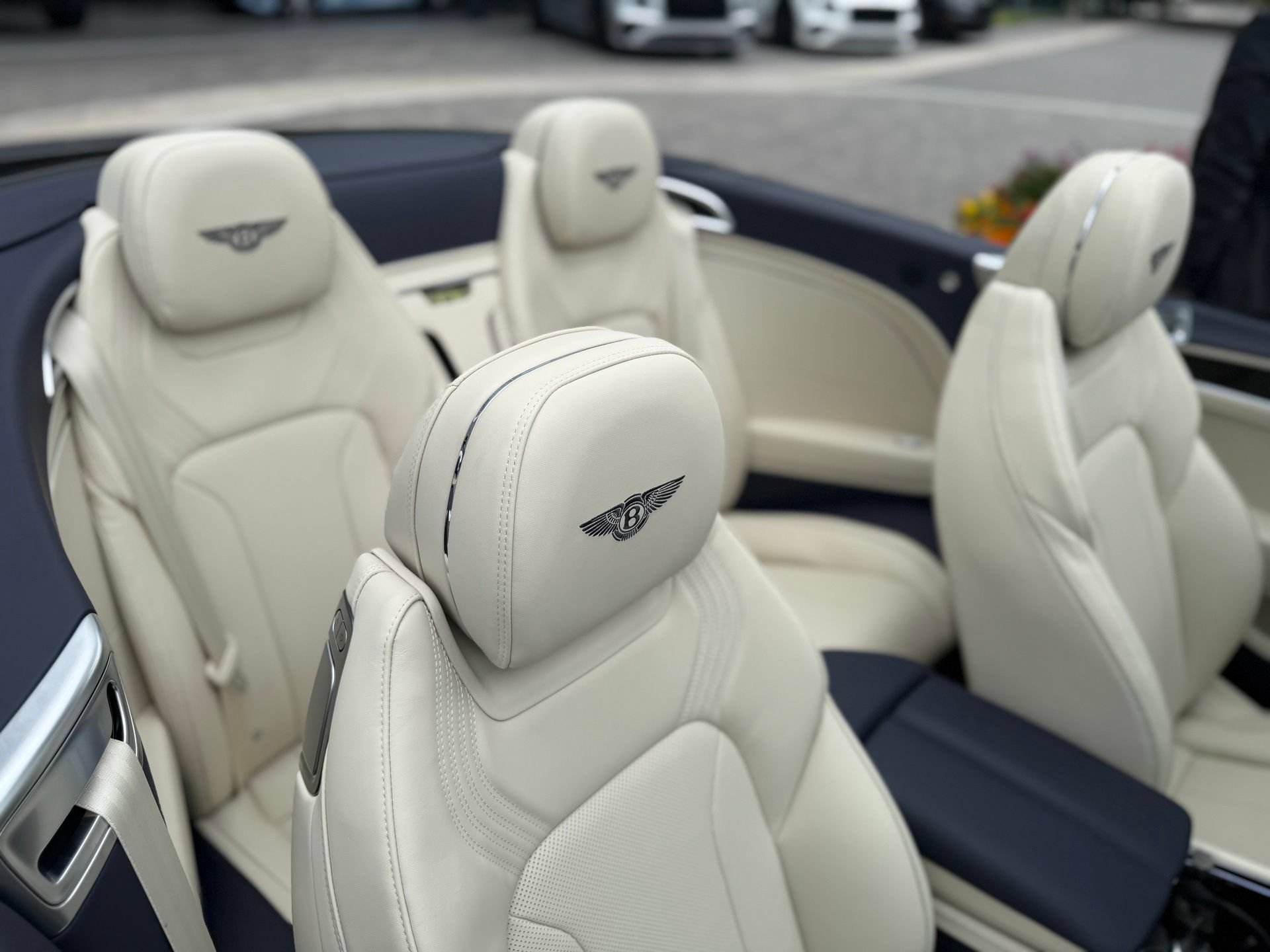 New 2026 Bentley Continental GTC AWD/4WD image 33
