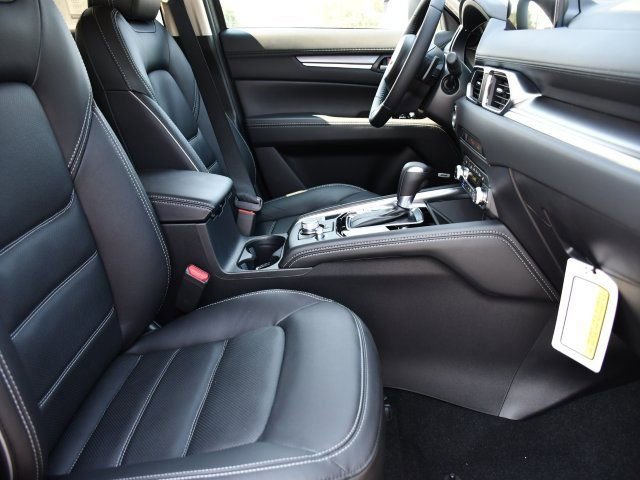 New 2025 MAZDA CX-5 AWD 2.5 S w/ Premium Plus Pkg image 31