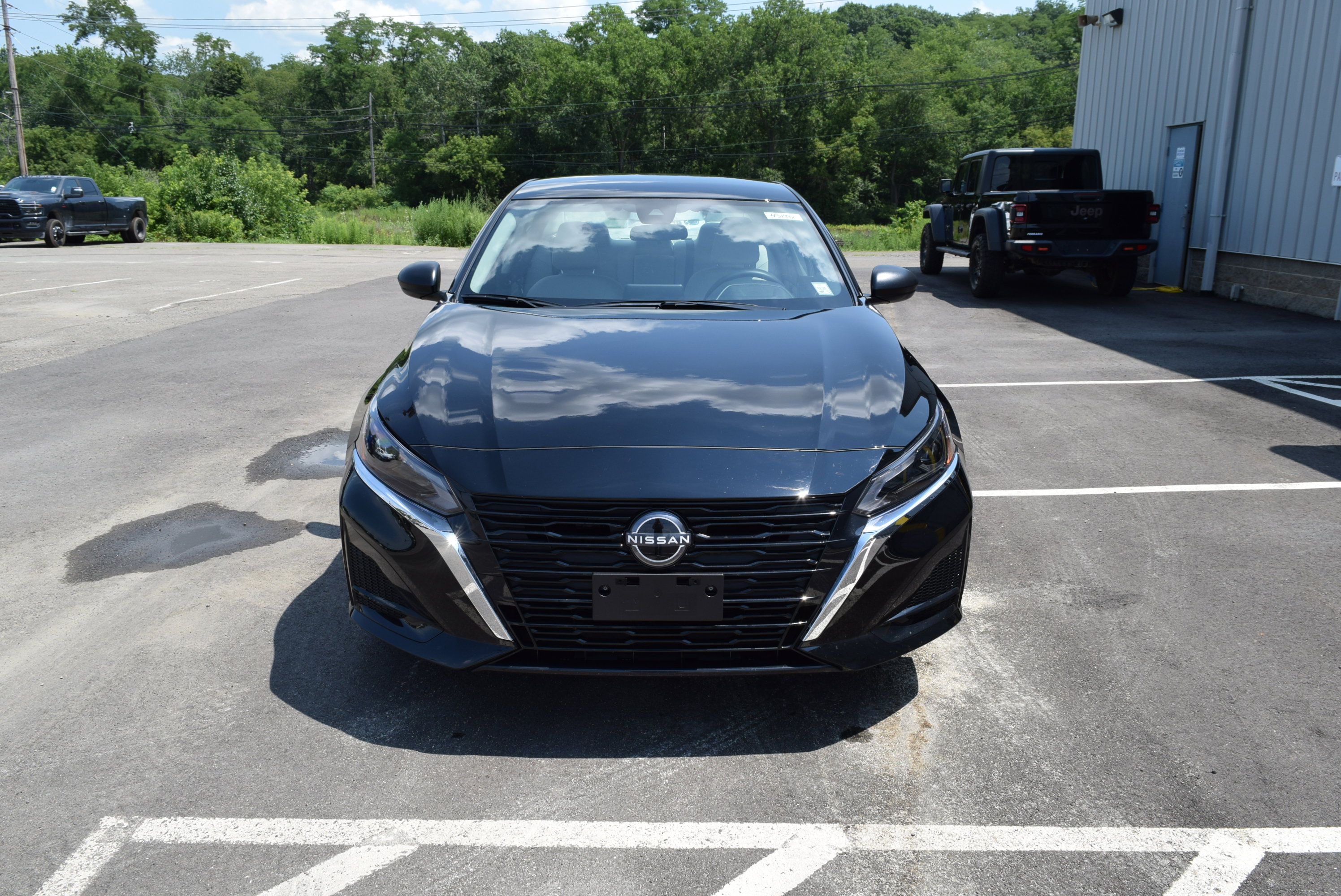 Used 2025 Nissan Altima 2.5 SV