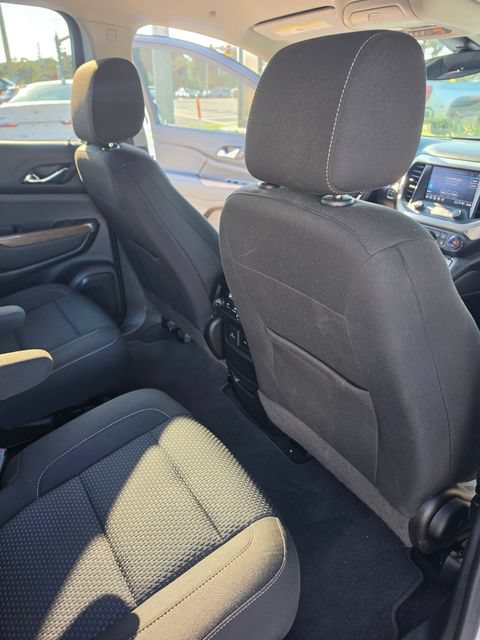 Used 2021 GMC Acadia SLE w/ Driver Convenience Package FWD image 26