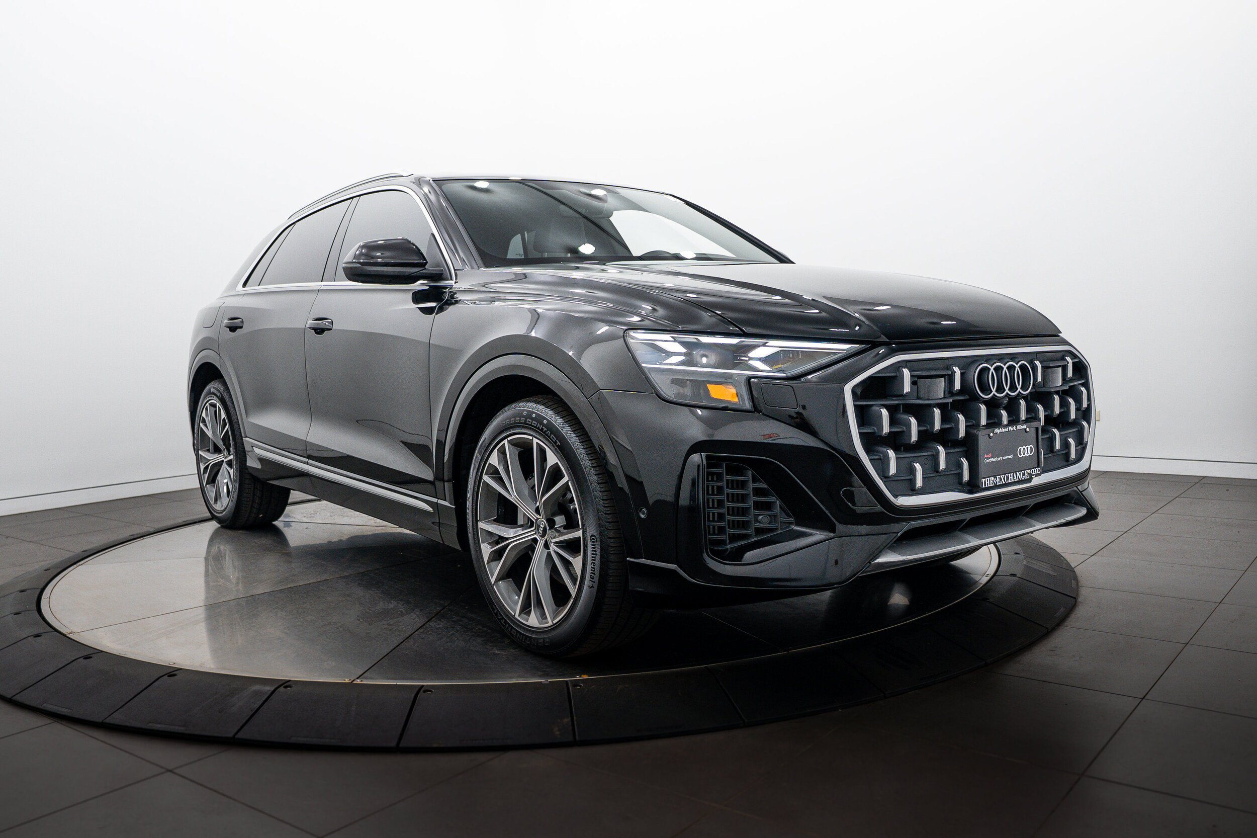 Certified 2024 Audi Q8 Prestige w/ Prestige Package AWD/4WD image 2