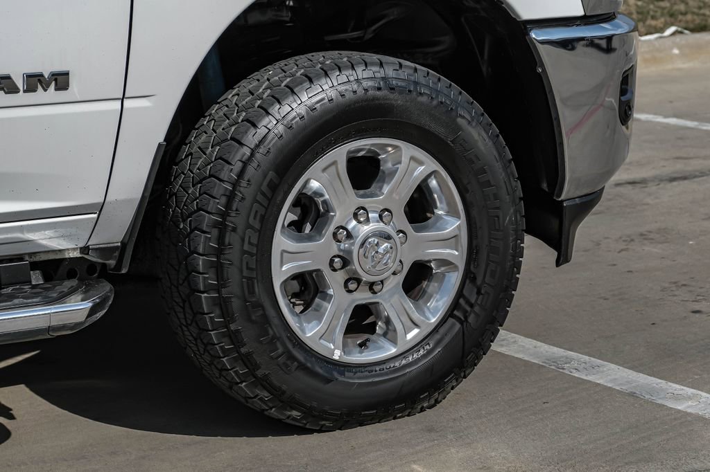 Used 2025 RAM 2500 Big Horn AWD/4WD image 54