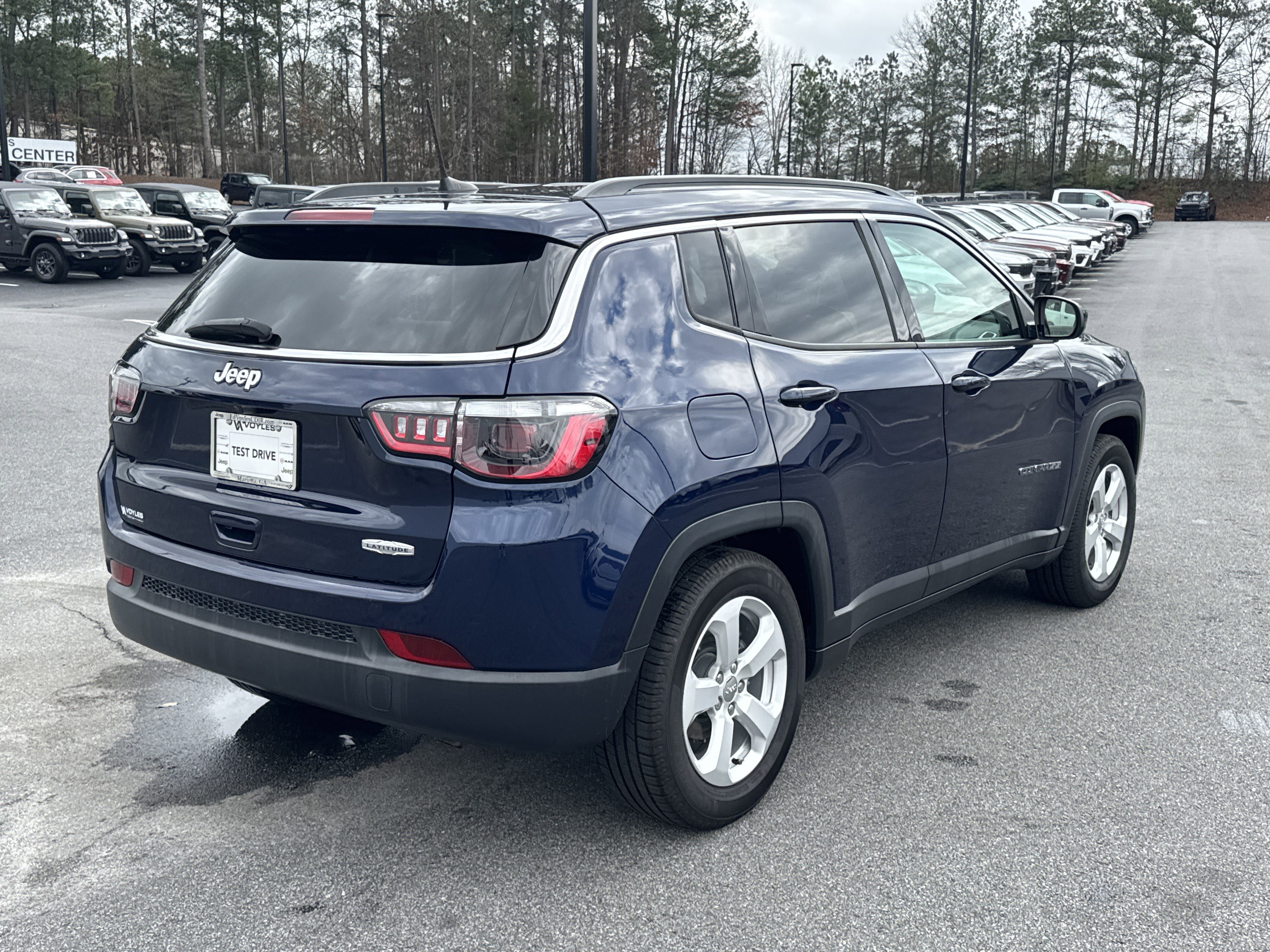 Used 2021 Jeep Compass Latitude image 8
