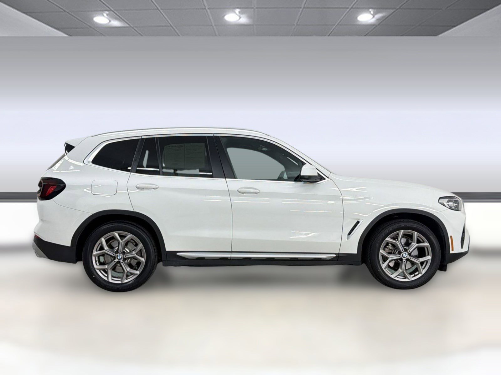 Used 2023 BMW X3 sDrive30i w/ Premium Package image 8