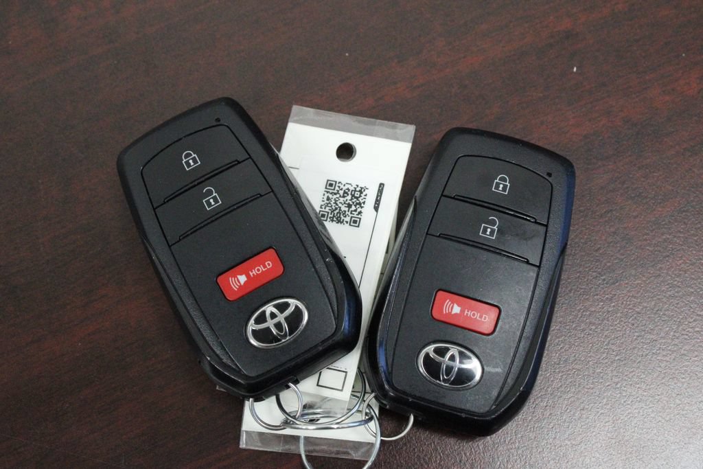 Certified 2024 Toyota Prius Prime FWD image 27
