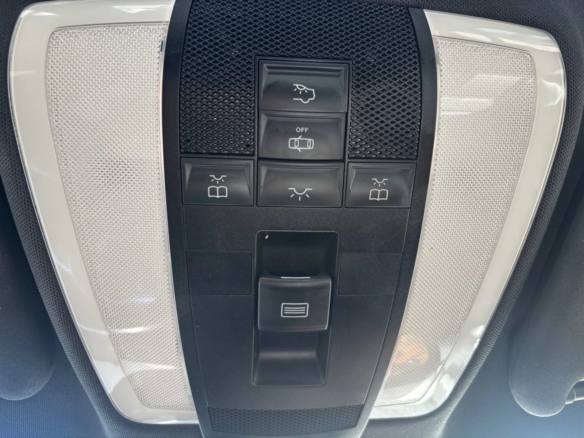 Used 2012 Mercedes-Benz C 300 C 300 4MATIC Sport Sedan 4D image 19