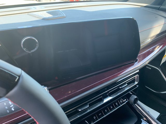 New 2026 Chevrolet Traverse RS image 12